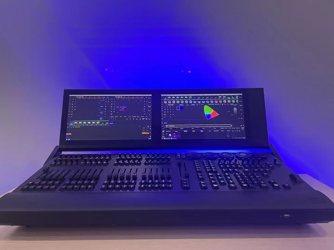 New Light Console MA3 With Two Touch Folding Screens For Stage